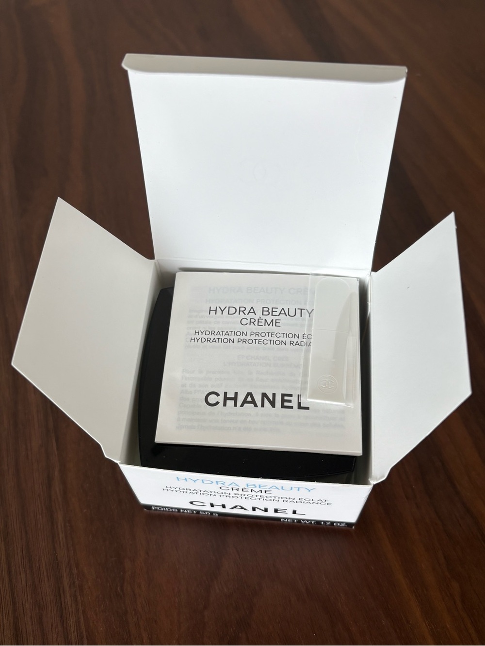 CHANEL Hydra Beauty Crème - Picture 3 of 4